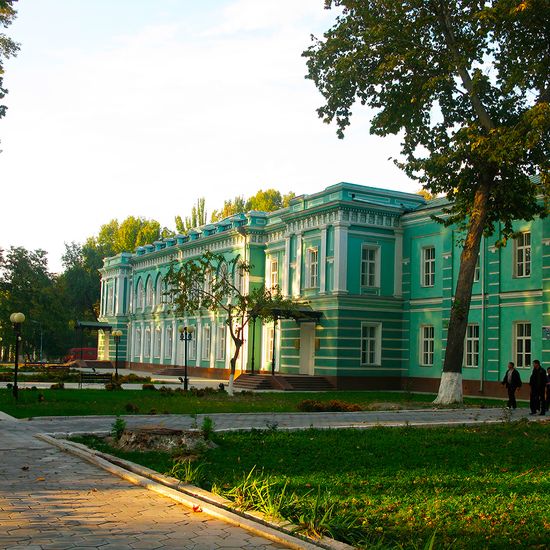 Бывший дом губернатора